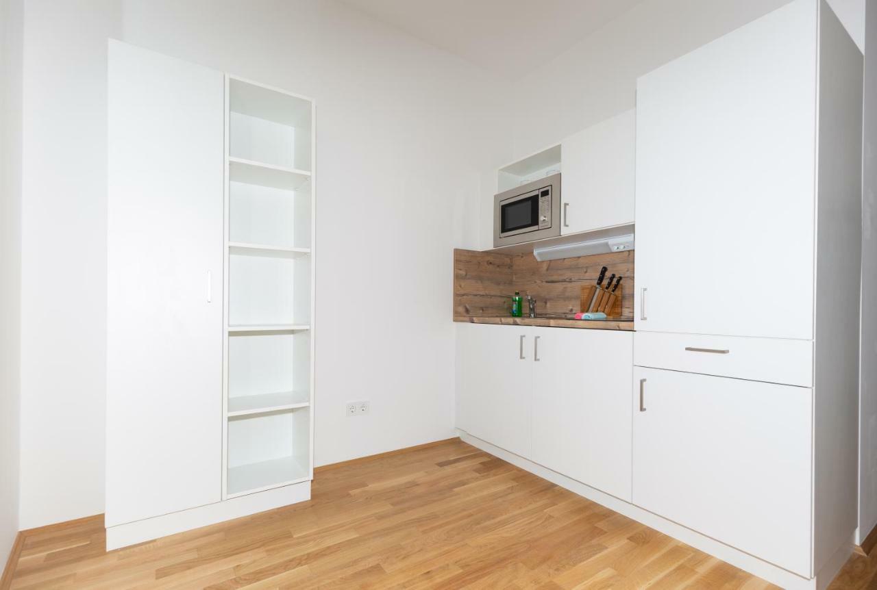 My Room Serviced Apartment-Messe — Photos 1